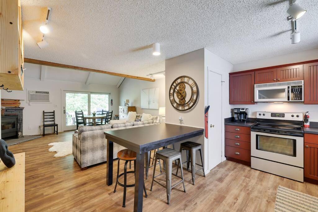坦纳斯维尔Garrett'S Camelback House公寓 外观 照片